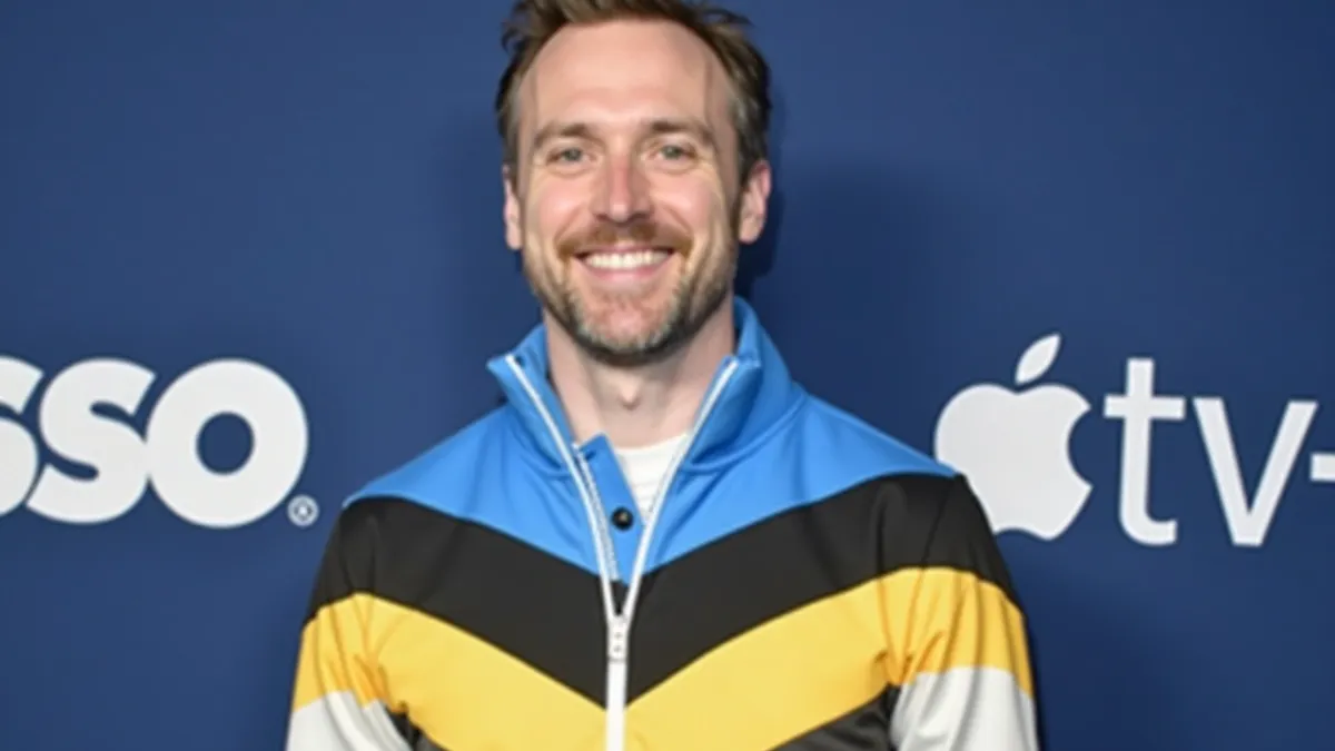 Jason Sudeikis palestra em 2026 em Des Moines