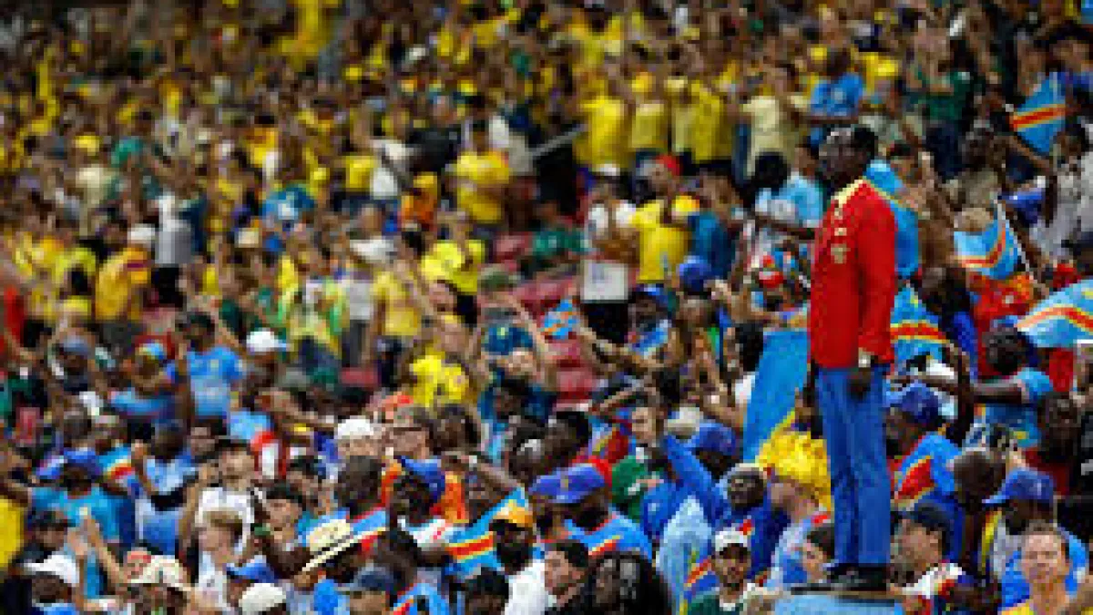 Torcedor-estátua da RD Congo tem visto negado e está fora