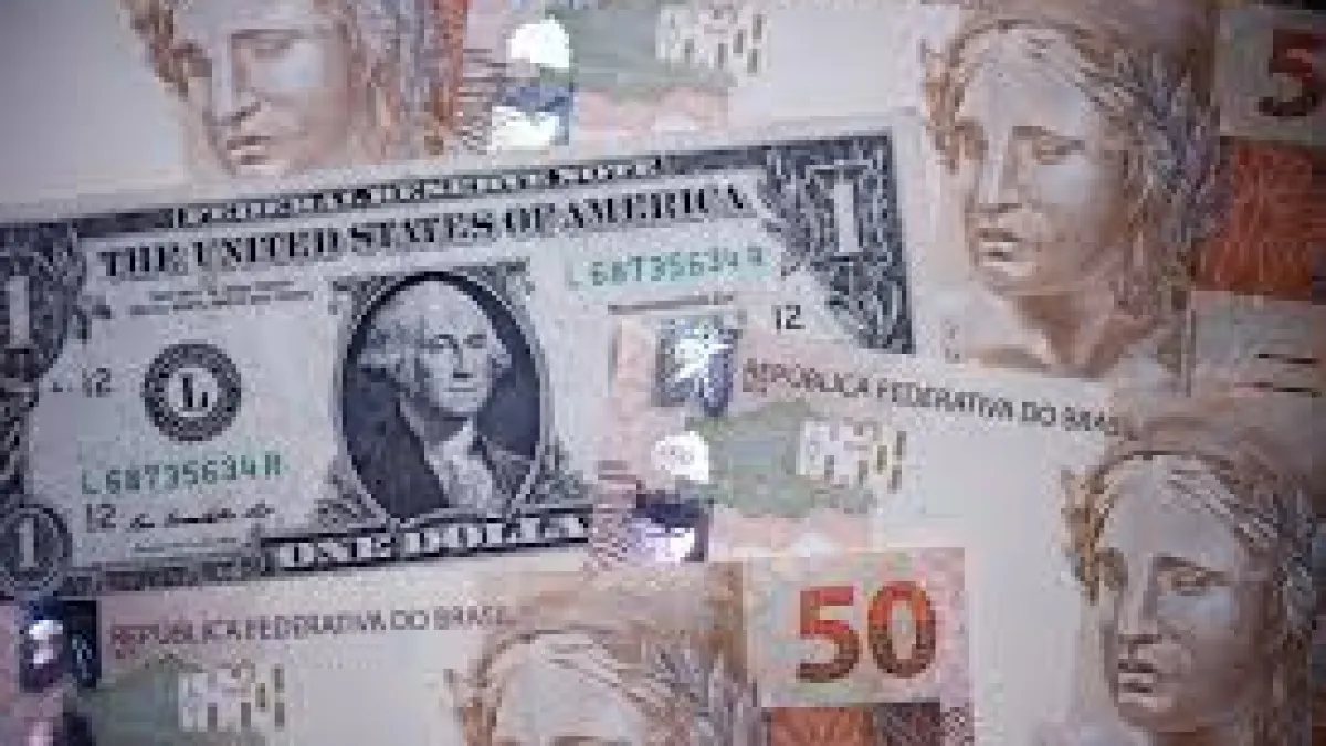 Dólar sobe com petróleo e tensão no Oriente Médio