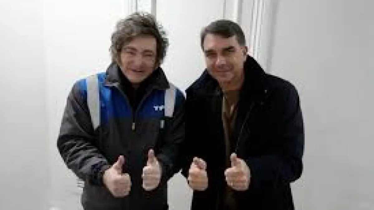Milei apoiará Flávio e visitará Bolsonaro