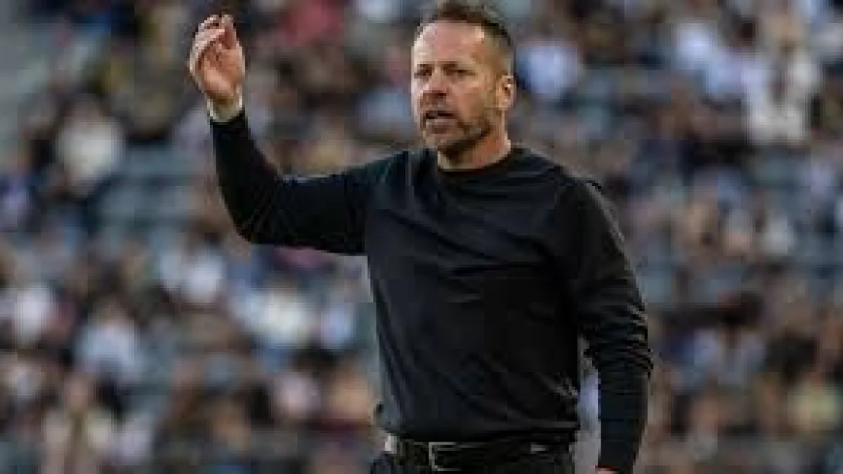Dérbi de LA abre volta da MLS, diz Dos Santos