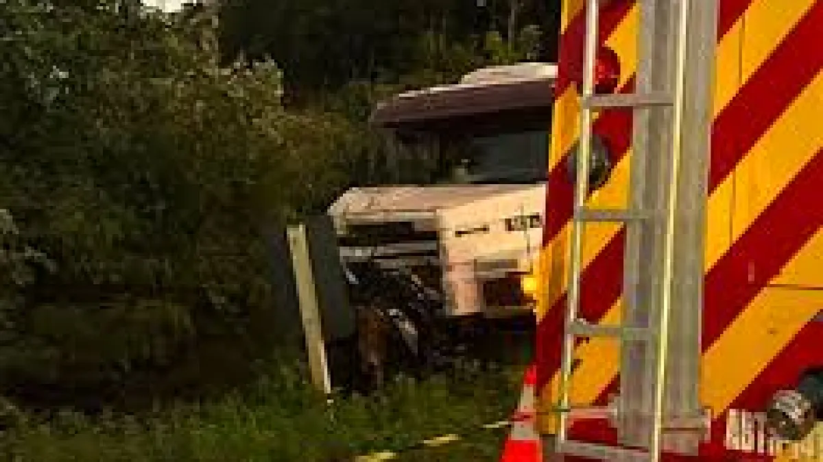 Jovens morrem em batida frontal na BR-163 em SC